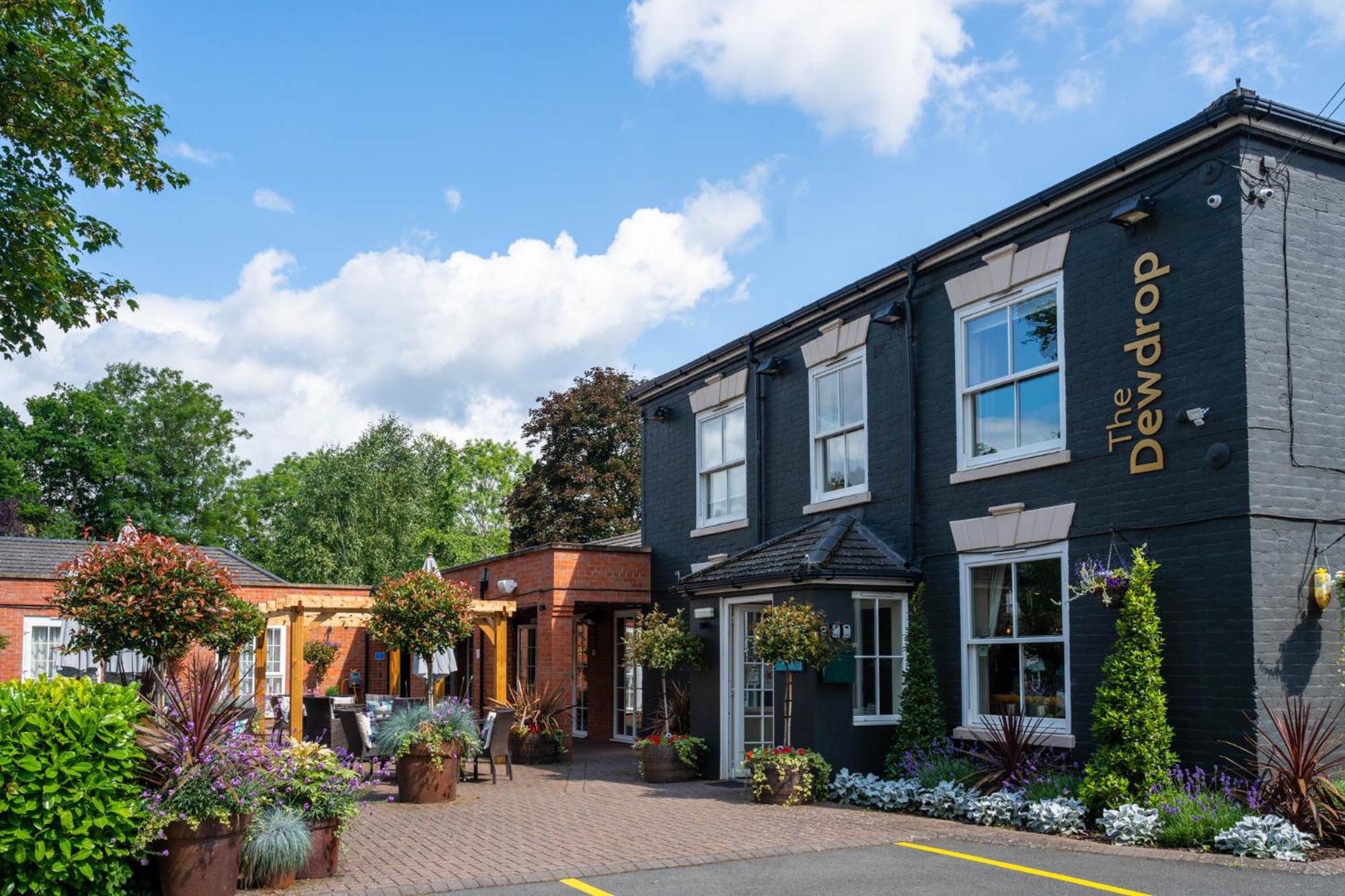 The Dewdrop Inn Bransford Exterior photo